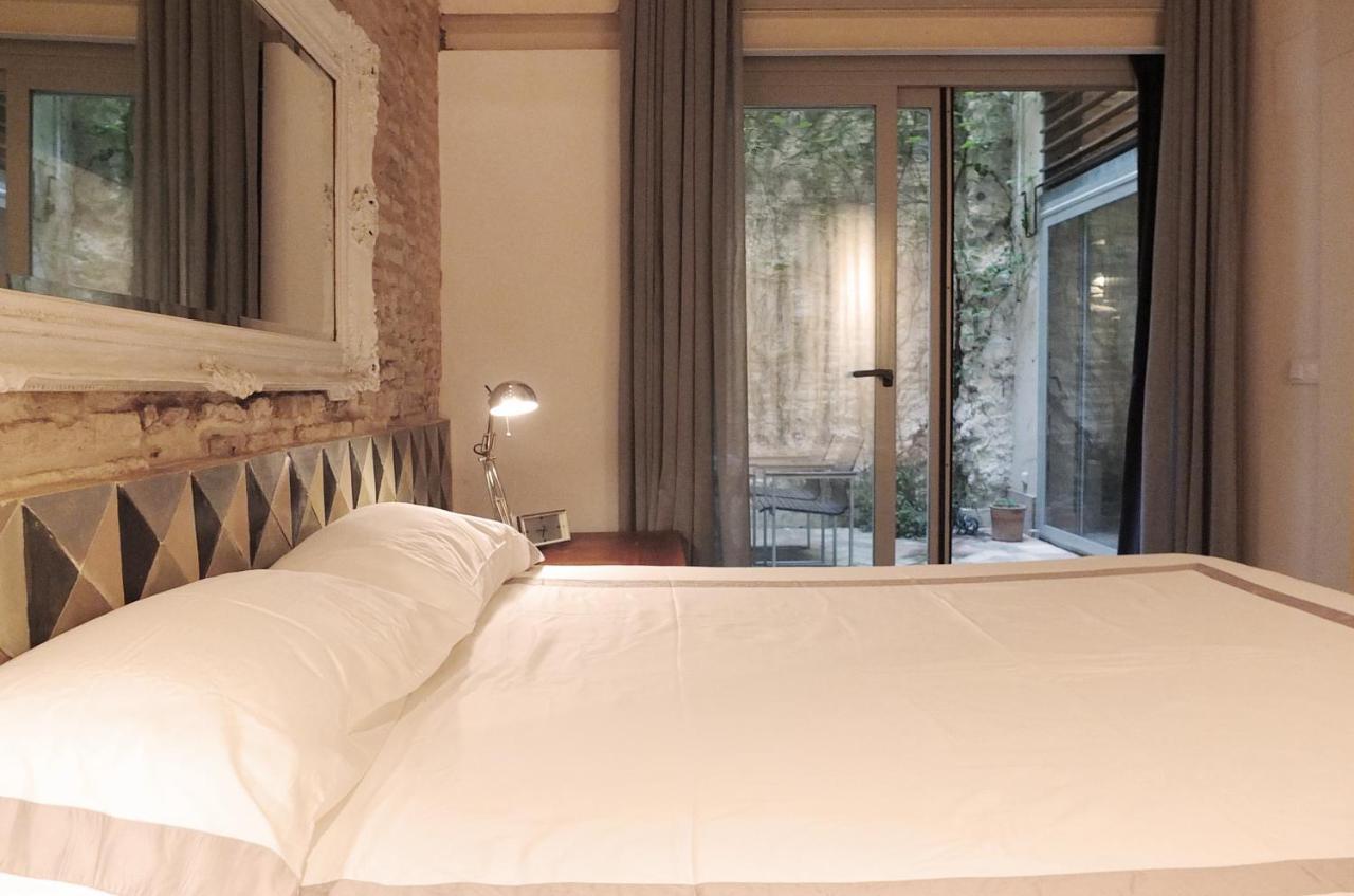 Architecture & Design Home In Triana Seville Exterior photo