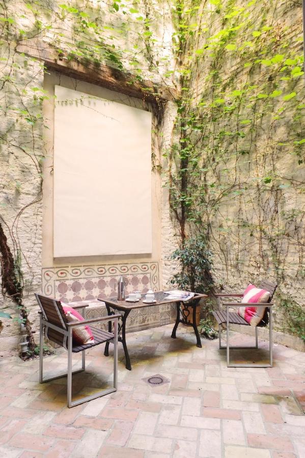 Architecture & Design Home In Triana Seville Exterior photo